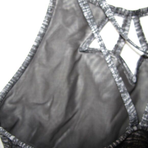 Victoria Sport Sports Bra - M - Picture 8 of 12